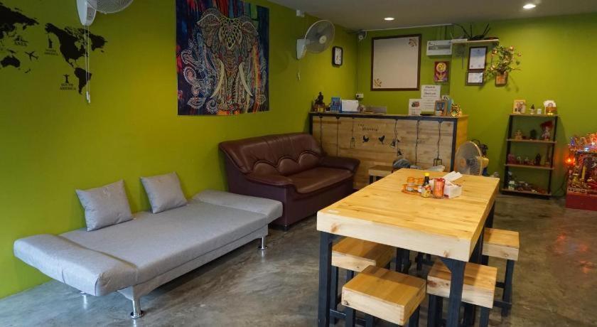 Oyo 730 Meedee Hostel Μπανγκόκ Εξωτερικό φωτογραφία